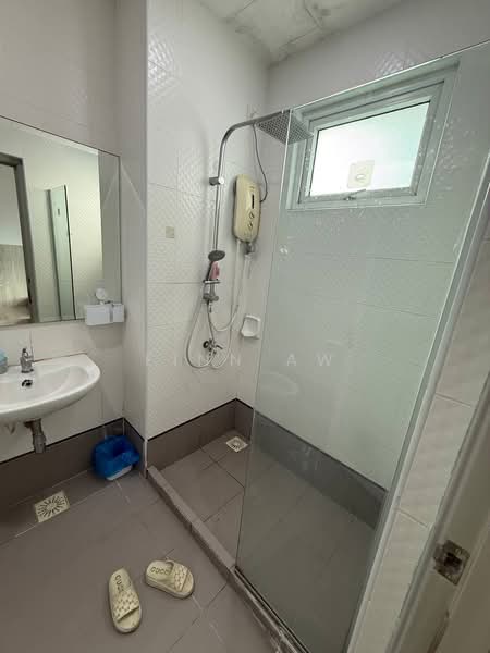 Service Residence for Rent at Seasons Amara Larkin - Finn Aw - PropertyGuru.com.my