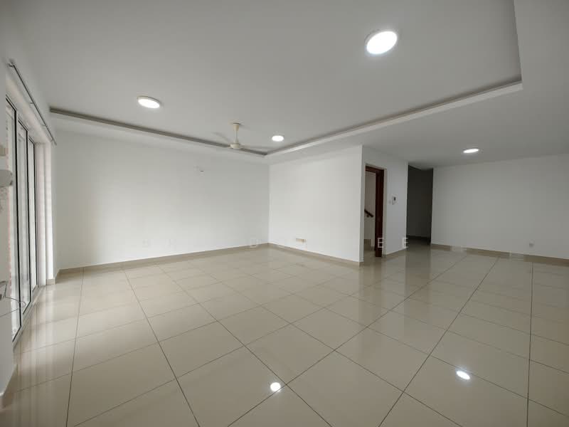 2-storey Terraced House for Sale in Goodview Heights (Kajang) - Brandon Lee - Living Room - PropertyGuru.com.my
