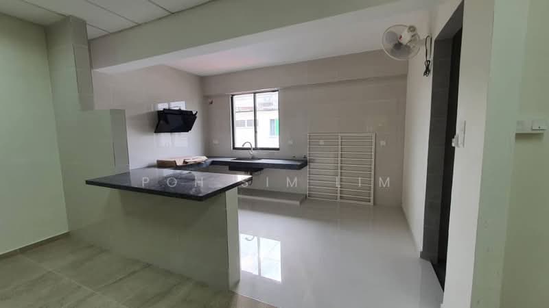 Shop / Office for Sale in Subang (Selangor) - Poh Sim Lim - Kitchen - PropertyGuru.com.my