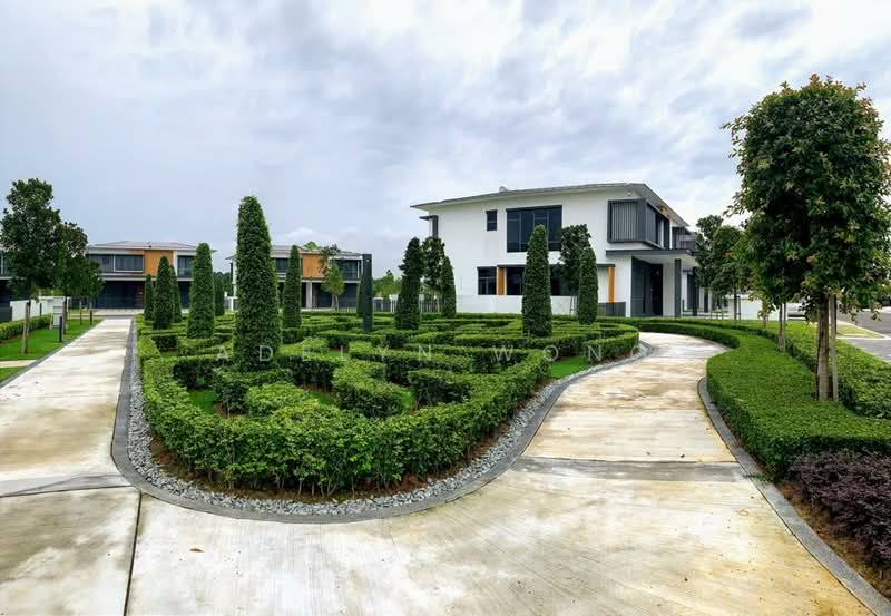 Semi-Detached House for Rent in Setia Alam (Selangor) - Adelyn Wong - Exterior - PropertyGuru.com.my