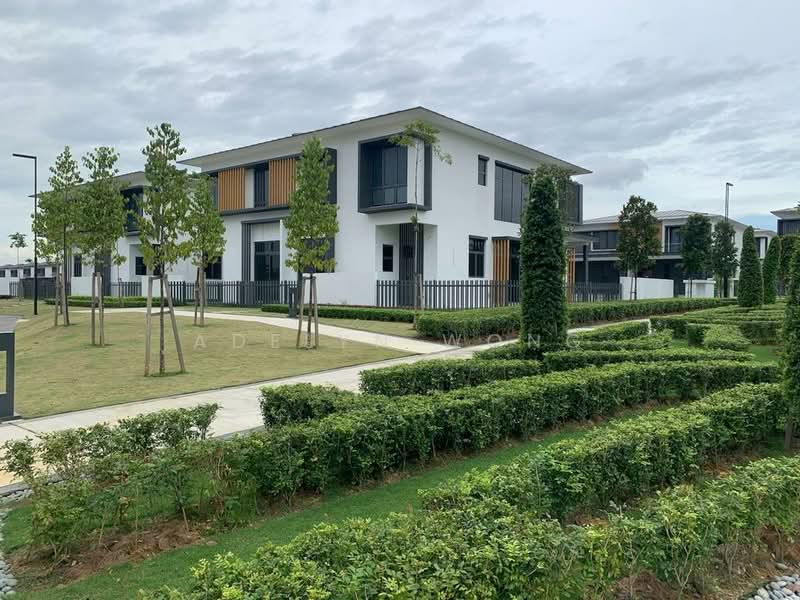 Semi-Detached House for Rent in Setia Alam (Selangor) - Adelyn Wong - Exterior - PropertyGuru.com.my