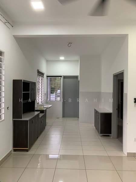 Rumah Teres 2 Tingkat untuk Dijual di Nilai Impian (Nilai) - Hawa Ibrahim - Kitchen - PropertyGuru.com.my