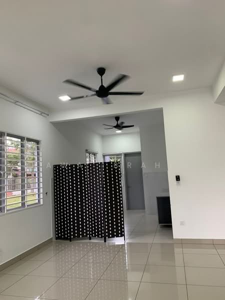Rumah Teres 2 Tingkat untuk Dijual di Nilai Impian (Nilai) - Hawa Ibrahim - Living Room - PropertyGuru.com.my