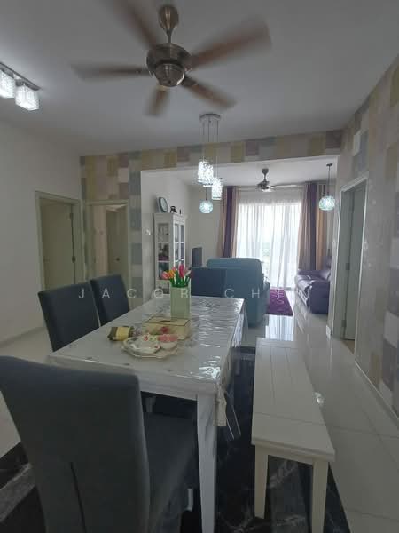 Servis Apartment untuk Dijual di TTDI Adina - Jacob Chen - Dining Room - PropertyGuru.com.my