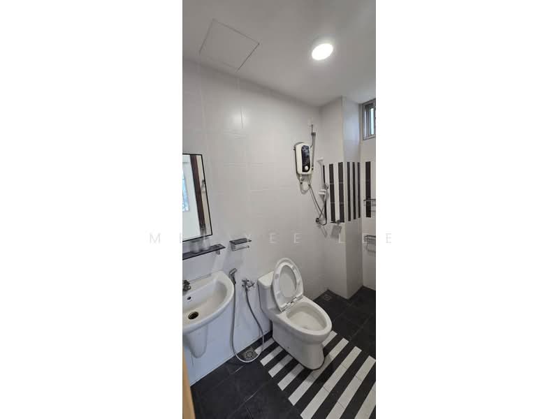 Pangsapuri untuk Disewa di Pangsapuri Seri Jaya - Mei Yee Lee - Bathroom - PropertyGuru.com.my