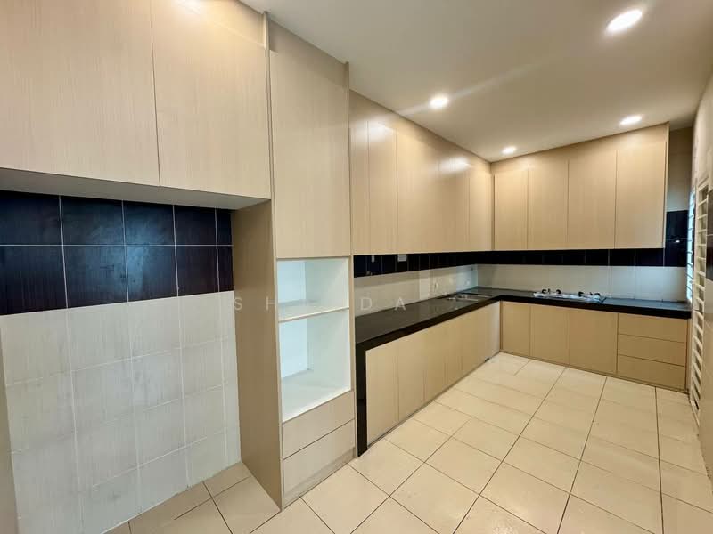 Semi-Detached House for Sale in Bandar Saujana Putra (Tanjong Duabelas) - Shaida . - Kitchen - PropertyGuru.com.my