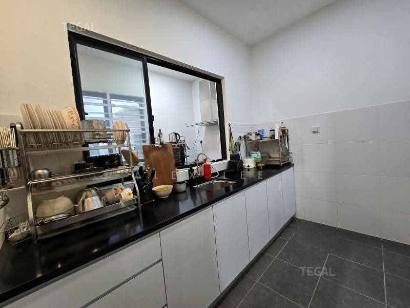 Rumah Teres untuk Dijual di Bandar Puteri Klang (Klang) - Alex Lee - Kitchen - PropertyGuru.com.my