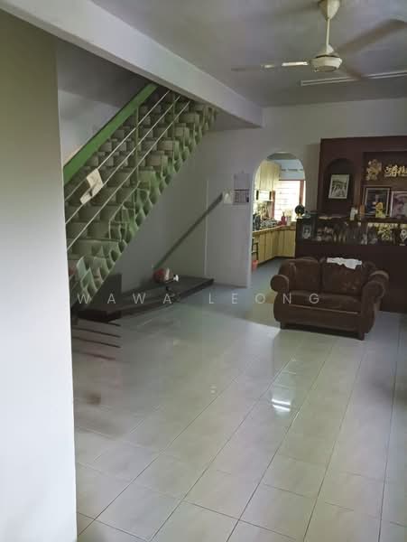 2-storey Terraced House for Sale in Taman Sri Rampai (Wangsa Maju) - Wawa Leong - Living Room - PropertyGuru.com.my