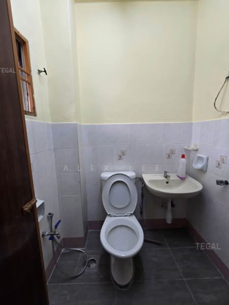Terraced House for Rent in Bandar Puteri Klang (Klang) - Alex Lee - Bathroom - PropertyGuru.com.my