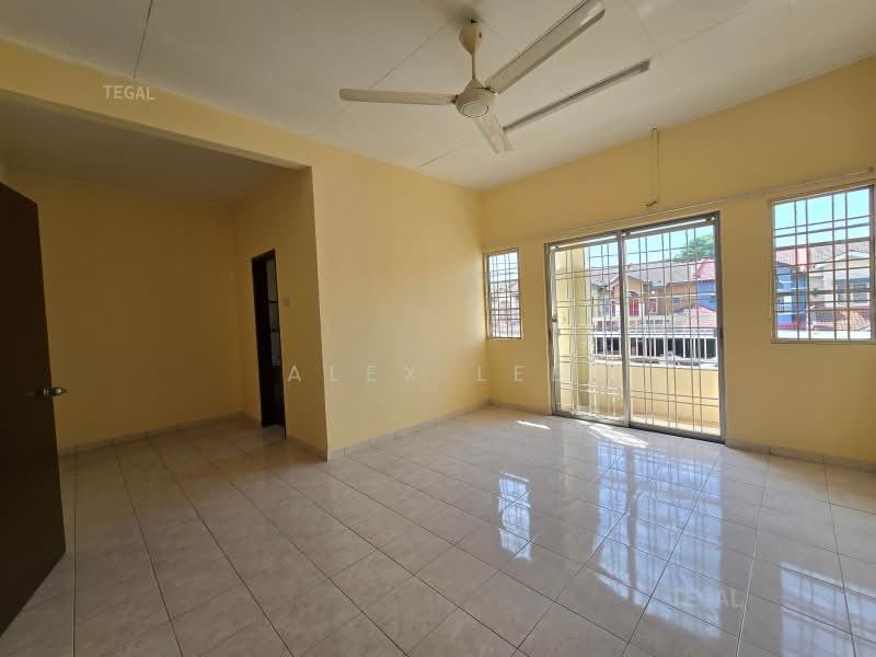 Terraced House for Rent in Bandar Puteri Klang (Klang) - Alex Lee - Living Room - PropertyGuru.com.my
