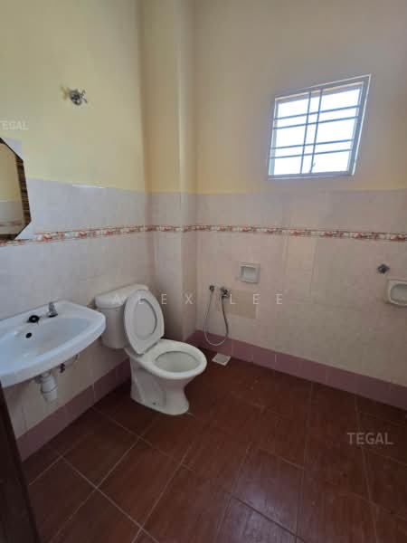 Terraced House for Rent in Bandar Puteri Klang (Klang) - Alex Lee - Bathroom - PropertyGuru.com.my