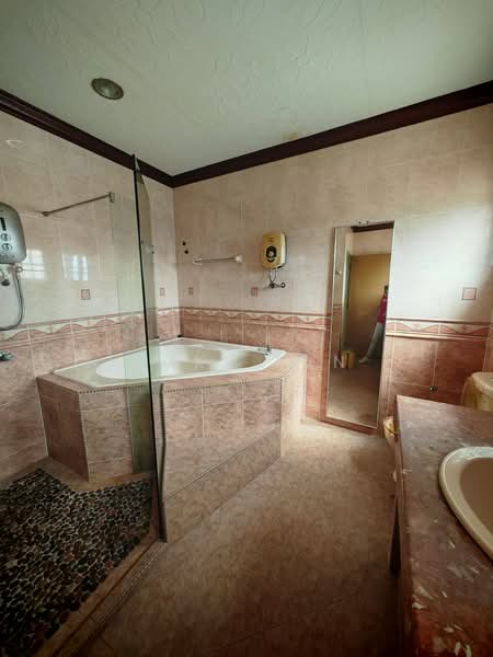 Rumah Berkembar untuk Dijual di Kepong (Kuala Lumpur) - Suki Tan - Bathroom - PropertyGuru.com.my