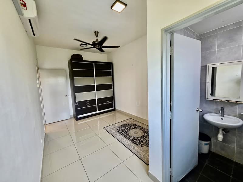 Condominium for Rent at Residensi Zamrud - Hasif Ludin - PropertyGuru.com.my