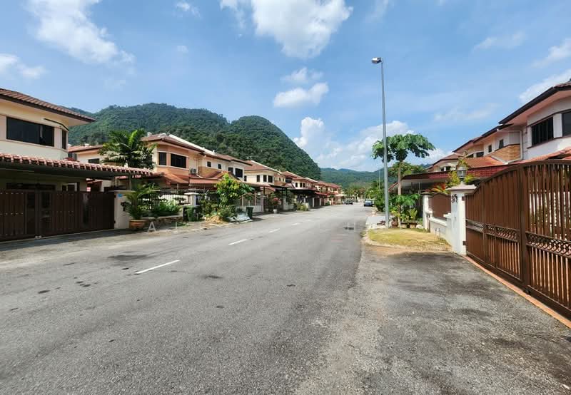 Cluster House for Sale in Sunway City Ipoh (Ulu Kinta) - Alexis Chee - Exterior - PropertyGuru.com.my