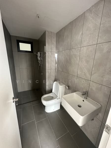 Kondominium untuk Disewa di Tuai Timur - Vincent Teoh - Bathroom - PropertyGuru.com.my