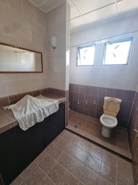 2-storey Terraced House for Sale in Klang (Selangor) - Alex Lee - Bathroom - PropertyGuru.com.my