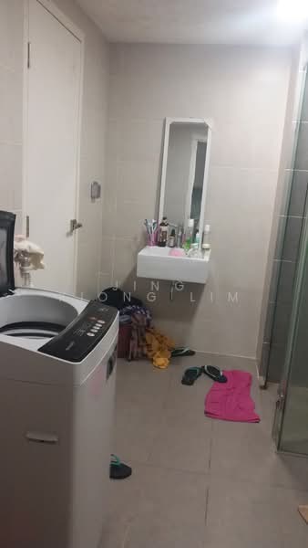 Service Residence for Rent at Solstice @ Pan'gaea - Jing Xiong Lim - Bathroom - PropertyGuru.com.my