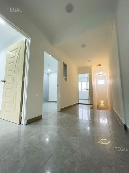 Rumah Teres 2 Tingkat untuk Dijual di Klang (Selangor) - Alex Lee - Corridor - PropertyGuru.com.my