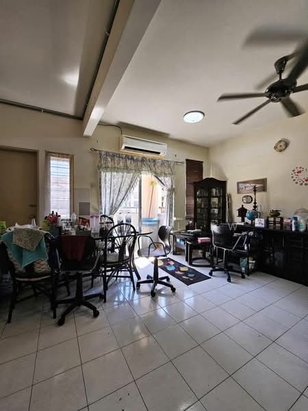 Townhouse for Sale in Batu Caves (Selangor) - Mandy Liew - Living Room - PropertyGuru.com.my