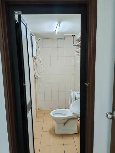 Townhouse for Sale in Batu Caves (Selangor) - Mandy Liew - Bathroom - PropertyGuru.com.my