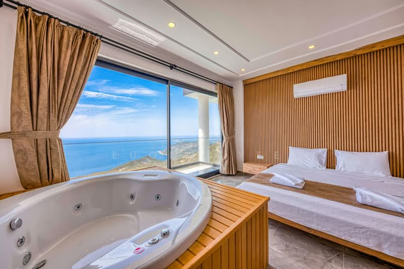Servis Apartment untuk Dijual di Cove Residence - Eugene Yee - Bedroom - PropertyGuru.com.my