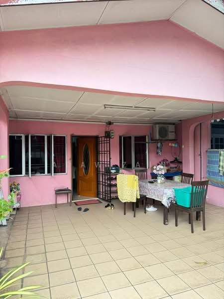 Rumah Teres 2 Tingkat untuk Dijual di Seksyen 24 (Shah Alam) - Adaw Zain - Exterior - PropertyGuru.com.my