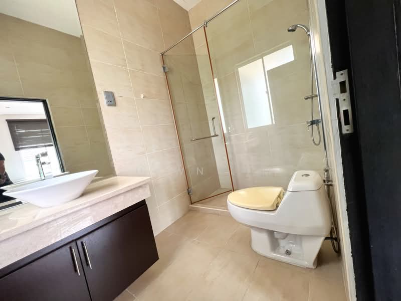 Rumah Banglo untuk Dijual di Bukit Damansara (Damansara Heights) - Shawn Lim - Bathroom - PropertyGuru.com.my
