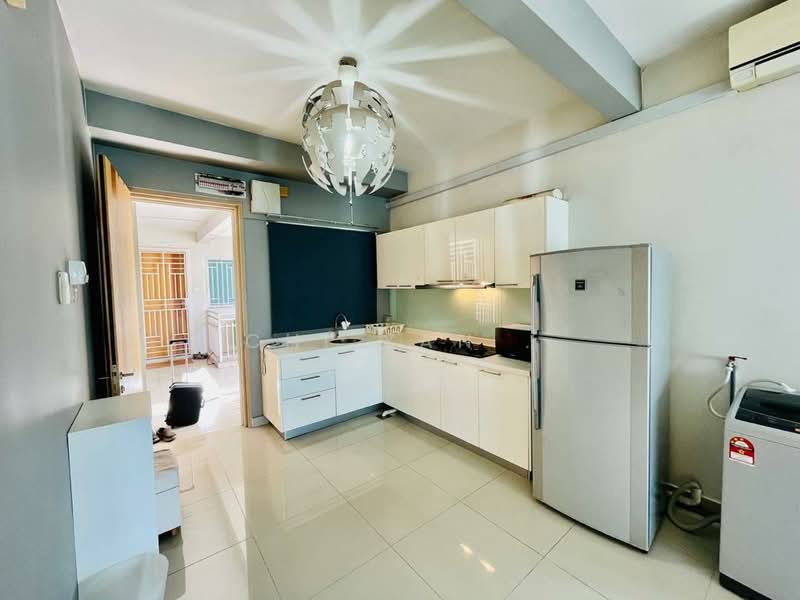 Service Residence for Sale at Oasis Serviced Suites @ Oasis Ara Damansara - Chi Yan . - Kitchen - PropertyGuru.com.my