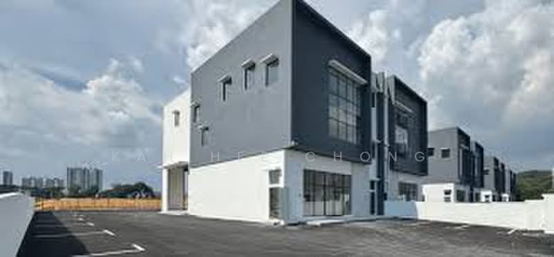 Semi-D Factory for Rent in Puchong (Selangor) - Kah Hee Chong - Exterior - PropertyGuru.com.my