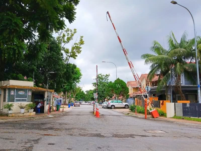 Rumah Teres 2 Tingkat untuk Dijual di Seksyen 13 (Shah Alam) - Michael Wong - Exterior - PropertyGuru.com.my