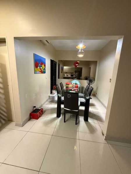 3-storey Terraced House for Sale in Perdana Residence 2 (Batu Caves) - Desmond Tang - Dining Room - PropertyGuru.com.my