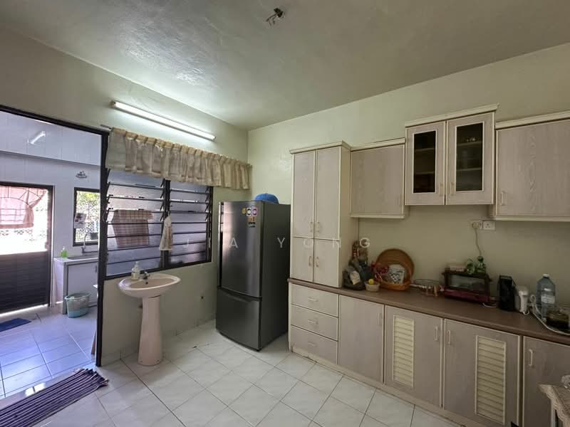 Rumah Teres 2 Tingkat untuk Dijual di Taman Green Lane (Jelutong) - Jia Yong - Kitchen - PropertyGuru.com.my