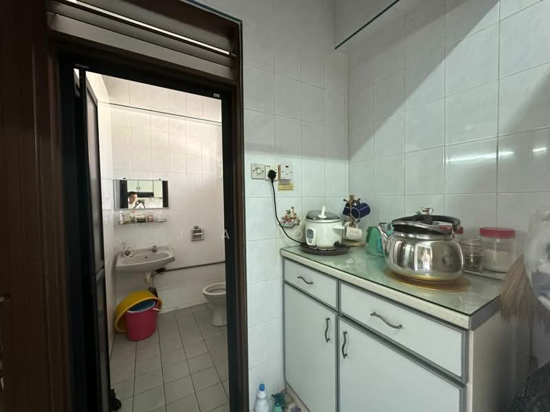 Rumah Teres 2 Tingkat untuk Dijual di Taman Green Lane (Jelutong) - Jia Yong - Kitchen - PropertyGuru.com.my