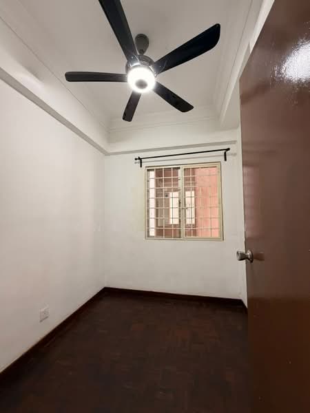 Kondominium untuk Dijual di Medan Putra Condominium - Fannie Chin - Interior - PropertyGuru.com.my