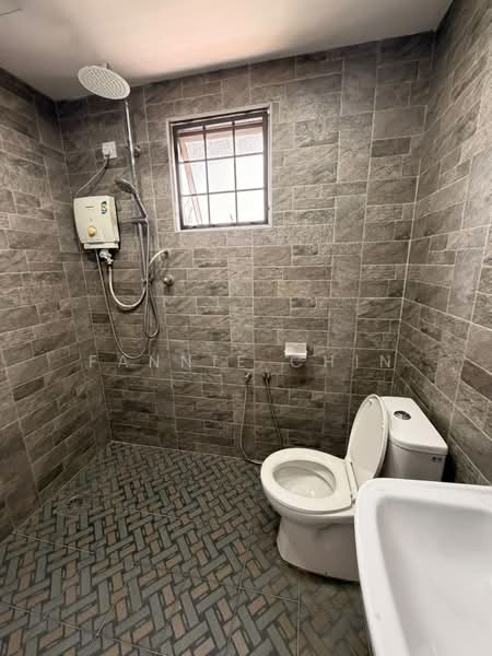 Kondominium untuk Dijual di Medan Putra Condominium - Fannie Chin - Bathroom - PropertyGuru.com.my