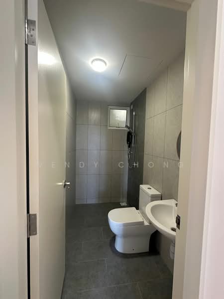 Servis Apartment untuk Disewa di Tuan 2egacy - Wendy Chong - Bathroom - PropertyGuru.com.my