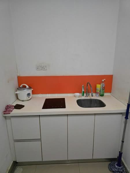Servis Apartment untuk Disewa di First Subang (SS 15 Courtyard) - Chi Hau - Kitchen - PropertyGuru.com.my