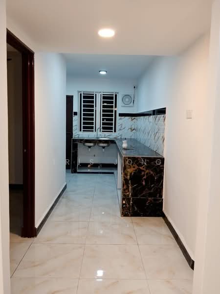 2-storey Terraced House for Sale in Taman Bukit Rawang Jaya (Rawang) - Tris Jong - Kitchen - PropertyGuru.com.my