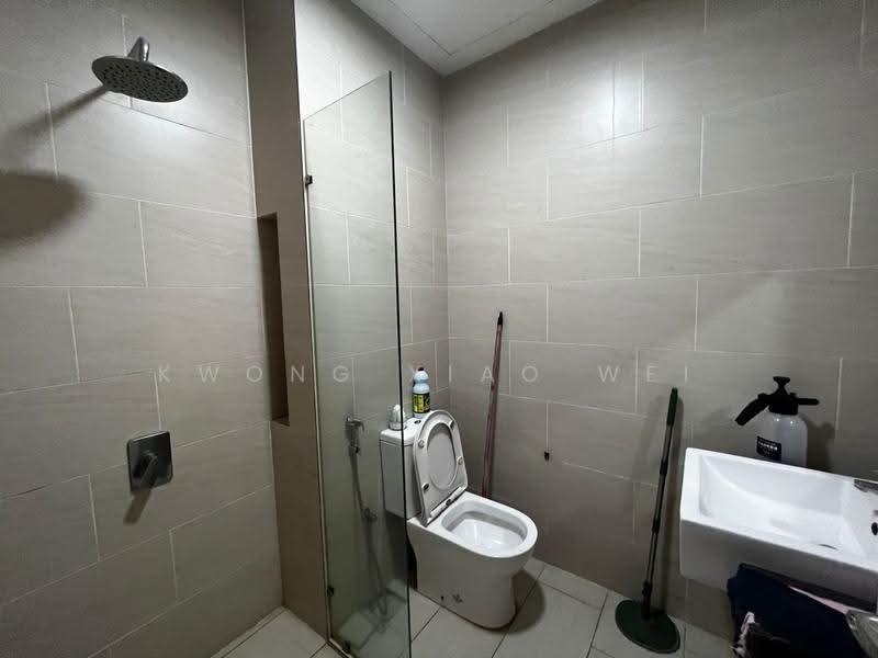 Rumah Berkembar untuk Dijual di Setia Alam (Selangor) - Kwong Xiao Wei - Bathroom - PropertyGuru.com.my