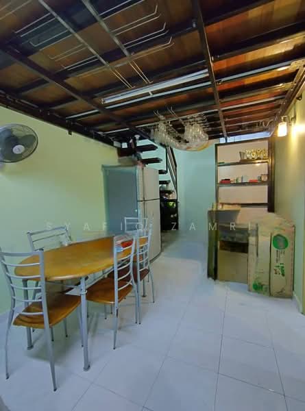 1-storey Terraced House for Sale in Taman Bukit Setongkol (Kuantan) - Syafiq Zamri - Interior - PropertyGuru.com.my