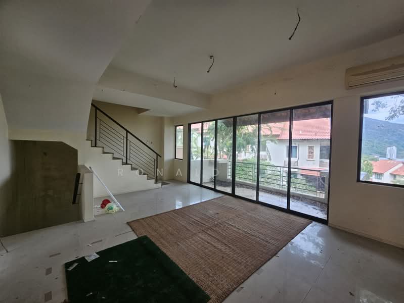 Rumah Teres 3 Tingkat untuk Dijual di Tanjung Bungah (Penang) - Ronald Ng - Living Room - PropertyGuru.com.my