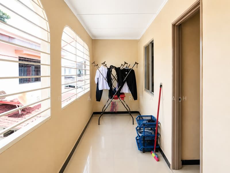 Rumah Teres 2 Tingkat untuk Dijual di Bandar Baru Sungai Buloh (Sungai Buloh) - Sariza Hartanah - Corridor - PropertyGuru.com.my