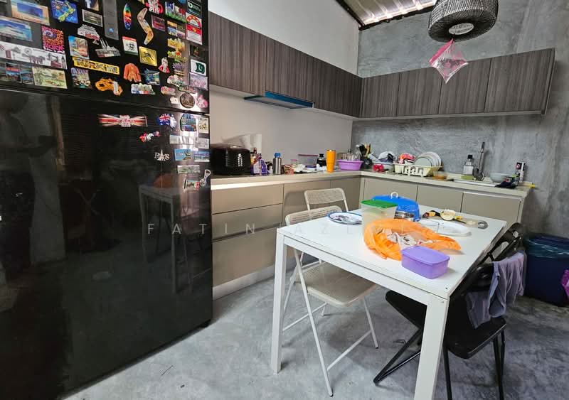 2-storey Terraced House for Sale in Seksyen 3 (Bangi) - Fatin Azemi - Kitchen - PropertyGuru.com.my