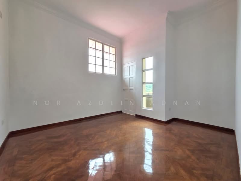 Rumah Banglo untuk Dijual di Sungai Merab (Dengkil) - Nor Azdlin Adnan - PropertyGuru.com.my