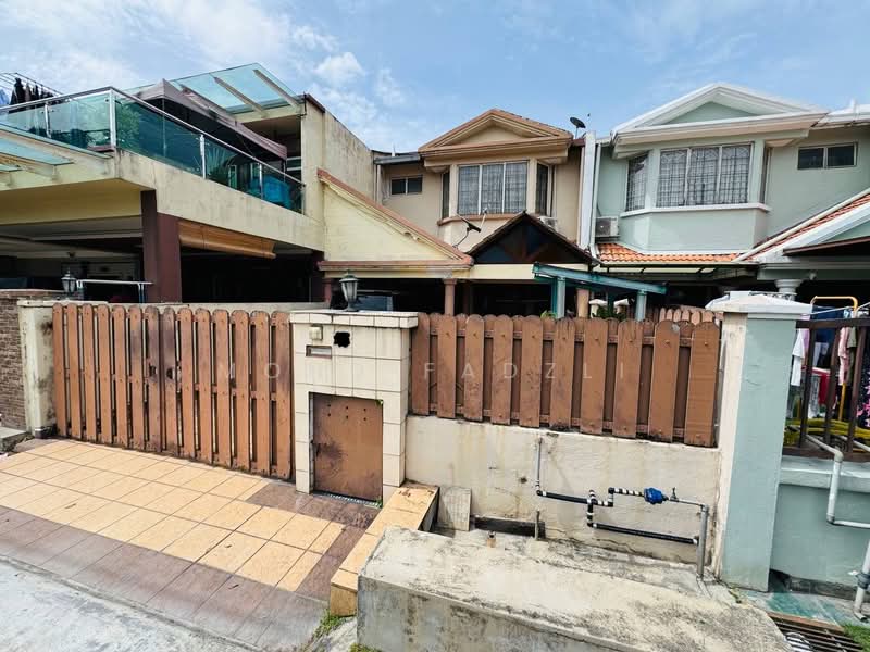 Rumah Teres 2 Tingkat untuk Dijual di Puchong (Selangor) - Mohd Fadzli - Exterior - PropertyGuru.com.my