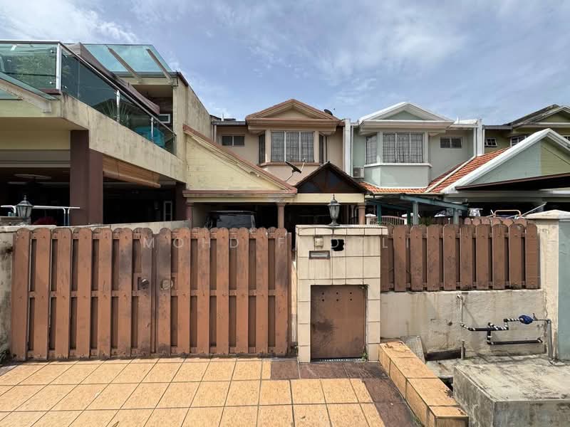 Rumah Teres 2 Tingkat untuk Dijual di Puchong (Selangor) - Mohd Fadzli - Exterior - PropertyGuru.com.my