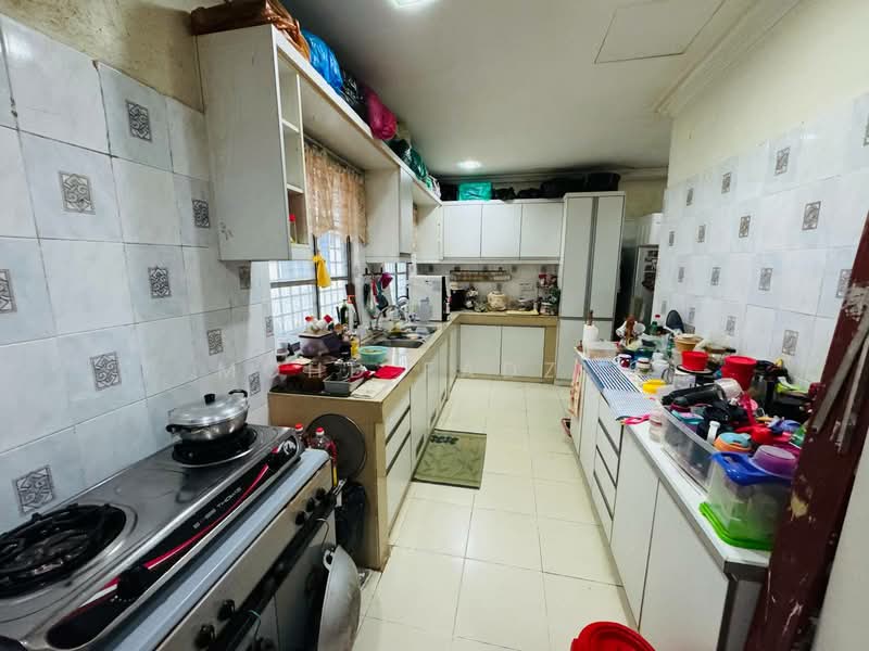 Rumah Teres 2 Tingkat untuk Dijual di Puchong (Selangor) - Mohd Fadzli - Kitchen - PropertyGuru.com.my