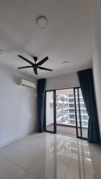 Condominium for Rent at Royal Strand @ Country Garden Danga Bay - Hui Lee - PropertyGuru.com.my