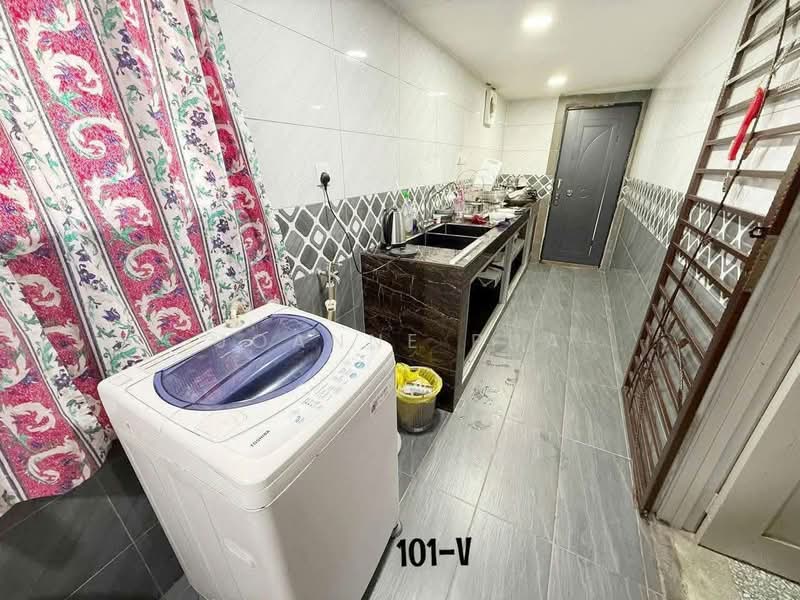 Rumah Teres 1 Tingkat untuk Dijual di Port Klang (Pelabuhan Klang) (Selangor) - Joanne Pua - Kitchen - PropertyGuru.com.my