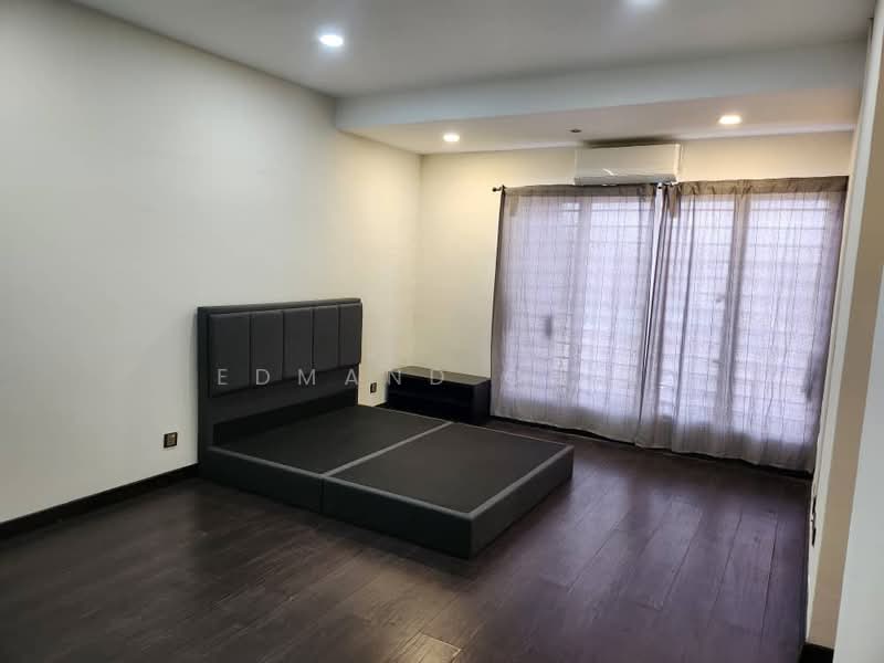 2-storey Terraced House for Rent in SS2 (Petaling Jaya) - Edmand Chia - Bedroom - PropertyGuru.com.my